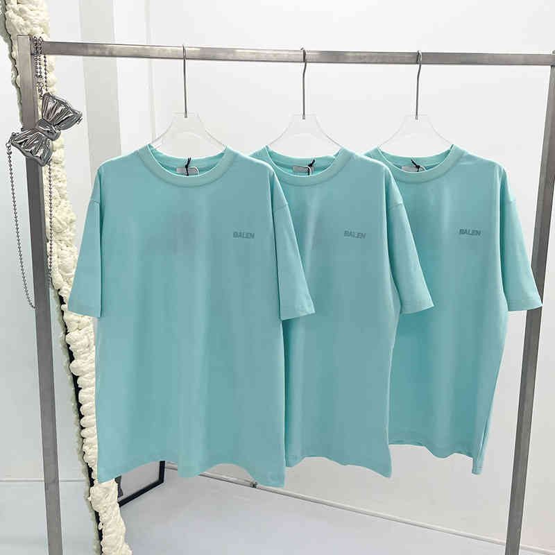 High version 22ss early fashion mint green short sleeve embroidered letters loose men' and women' round neck thin T-shirt
High version 22ss early fashion mint green short sleeve embroidered letters loose men' and women' round neck thin T-shirt