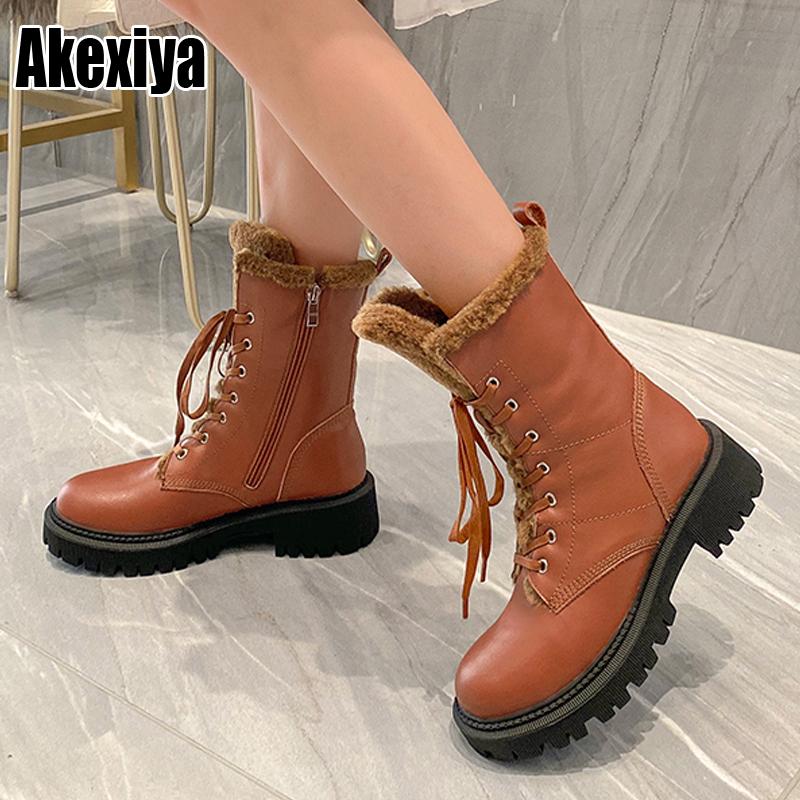 INS HOT Women ankle boots cowhide upper shoes autumn and winter ladies boots Lace up short snow p398, Black
INS HOT Women ankle boots cowhide upper shoes autumn and winter ladies boots Lace up short snow p398, Black