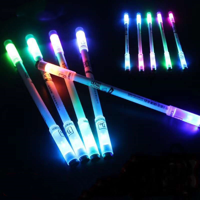 Glow Rotating Ballpoint Pens Turn Spinning Gaming Pen for Kids light Colorful Bright led Creative Flash Gift Toy School Supply, Blue;orange
Glow Rotating Ballpoint Pens Turn Spinning Gaming Pen for Kids light Colorful Bright led Creative Flash Gift Toy School Supply, Blue;orange