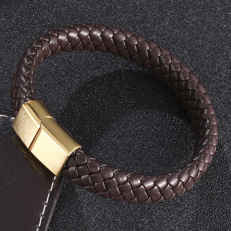 Vintage Stainless Steel Button Pattern Multiple Choices Hand-knitted Leather Bracelet for Men's Boy Couples Custom Gifts
Vintage Stainless Steel Button Pattern Multiple Choices Hand-knitted Leather Bracelet for Men's Boy Couples Custom Gifts