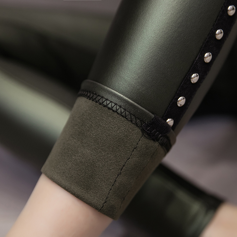 2019 Velvet Pants Women Thick Pu Leather Rivet Pants High Waist Warm Winter Sexy Slim Plus Size Pencil Trousers Pantalon Femme T200319