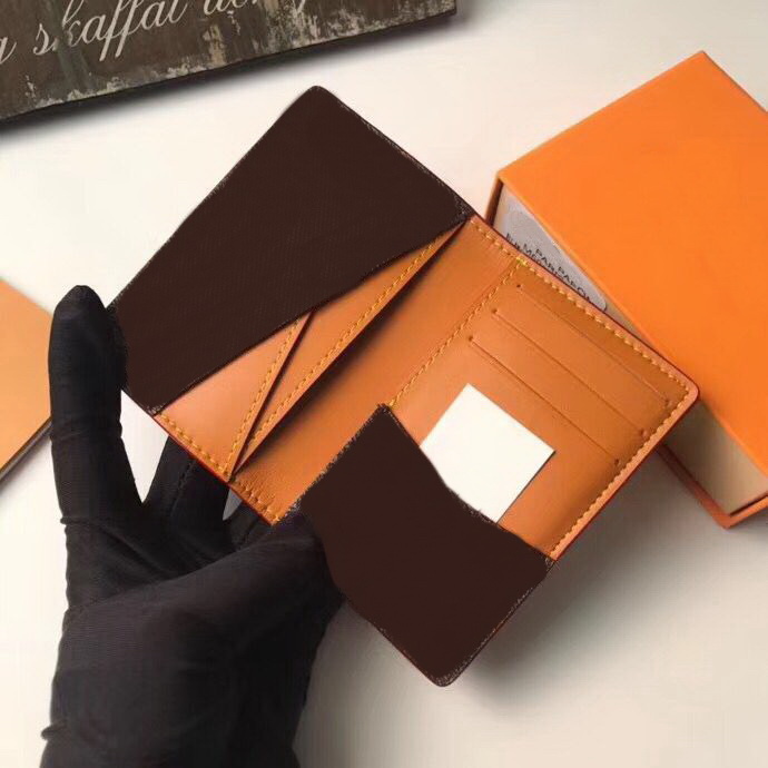 New Style Women/Men Genuine leather wallets Short coin card Mini Purses L68 With Box dust Bags Free Shipping, Brown
New Style Women/Men Genuine leather wallets Short coin card Mini Purses L68 With Box dust Bags Free Shipping, Brown