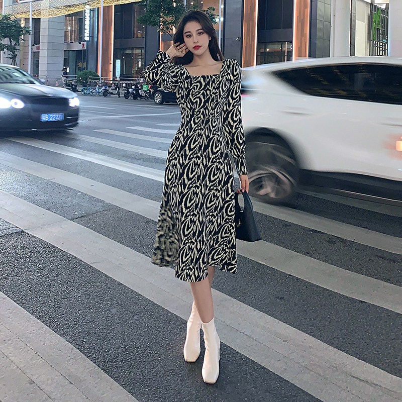 2021 New Elegant Spring Summer for Women Chic Print High Waist Female Vestidos Femme 747s, Design and color
2021 New Elegant Spring Summer for Women Chic Print High Waist Female Vestidos Femme 747s, Design and color