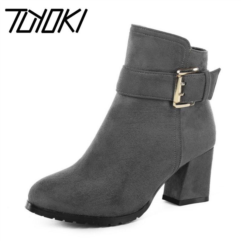 Tuyoki Size 33-43 Fashion Women High Heels Boots Buckle Winter Shoes Women Zipper Fur Ankle Boots Round Toe Classic Footwear, Black
Tuyoki Size 33-43 Fashion Women High Heels Boots Buckle Winter Shoes Women Zipper Fur Ankle Boots Round Toe Classic Footwear, Black