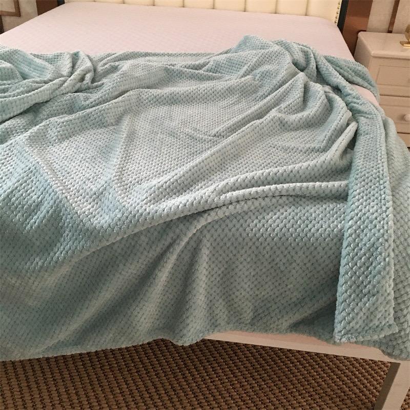 Green Blue Pink Fleece Fabric Throw Blanket for Sofa Living Room Solid Color Bedspread Cover for Bed Warm Soft Travel Blanket
Green Blue Pink Fleece Fabric Throw Blanket for Sofa Living Room Solid Color Bedspread Cover for Bed Warm Soft Travel Blanket