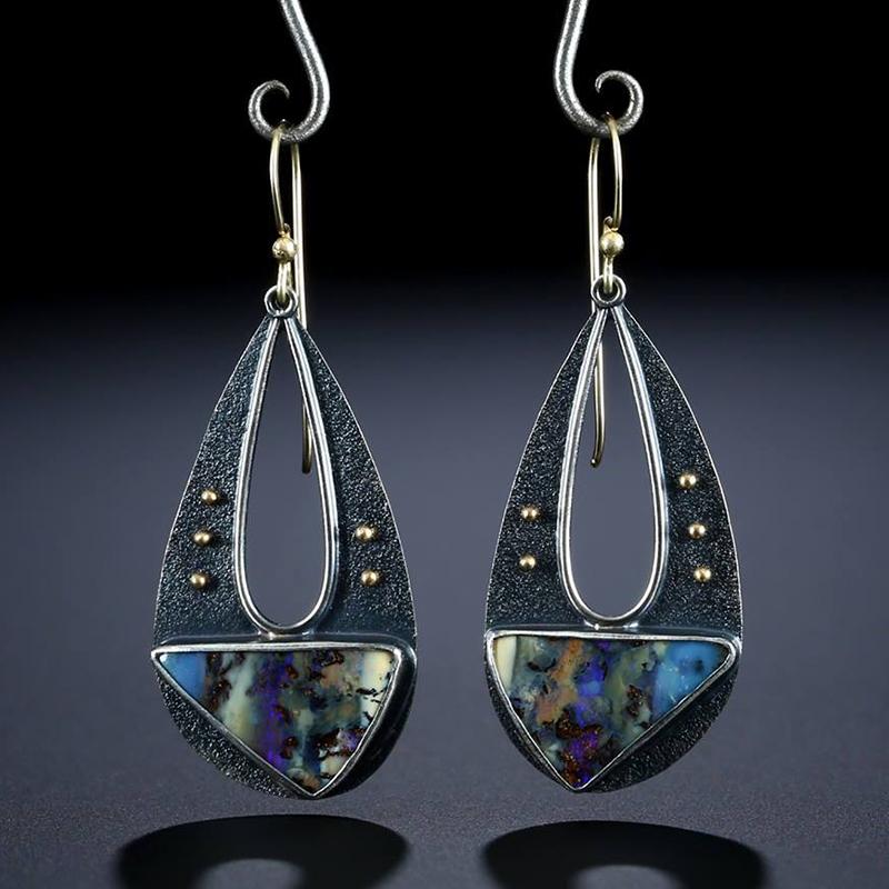 Vintage Elegant Resin Dangle Earrings For Women Fashion Bohemian Long Hollow Water Drop Triangle Drop Earring Jewelry O5D396
Vintage Elegant Resin Dangle Earrings For Women Fashion Bohemian Long Hollow Water Drop Triangle Drop Earring Jewelry O5D396