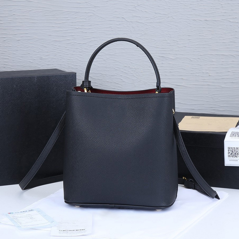 Classic women real leather cross pattern Bucket bag handbags purse large capacity single shoulder totes Fashionable joker crossbody bag, Red
Classic women real leather cross pattern Bucket bag handbags purse large capacity single shoulder totes Fashionable joker crossbody bag, Red