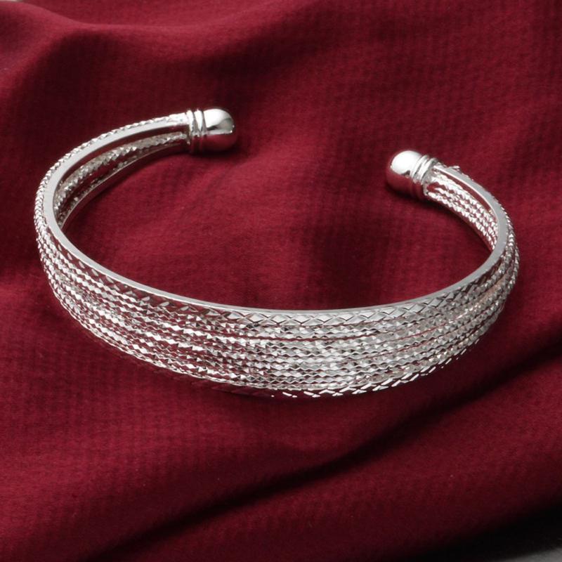 Bangle Vintage Silver Plated Opening Bracelet For Women Ladies Female Glossy Wristband Metal Cuff Fashion Jewelry
Bangle Vintage Silver Plated Opening Bracelet For Women Ladies Female Glossy Wristband Metal Cuff Fashion Jewelry