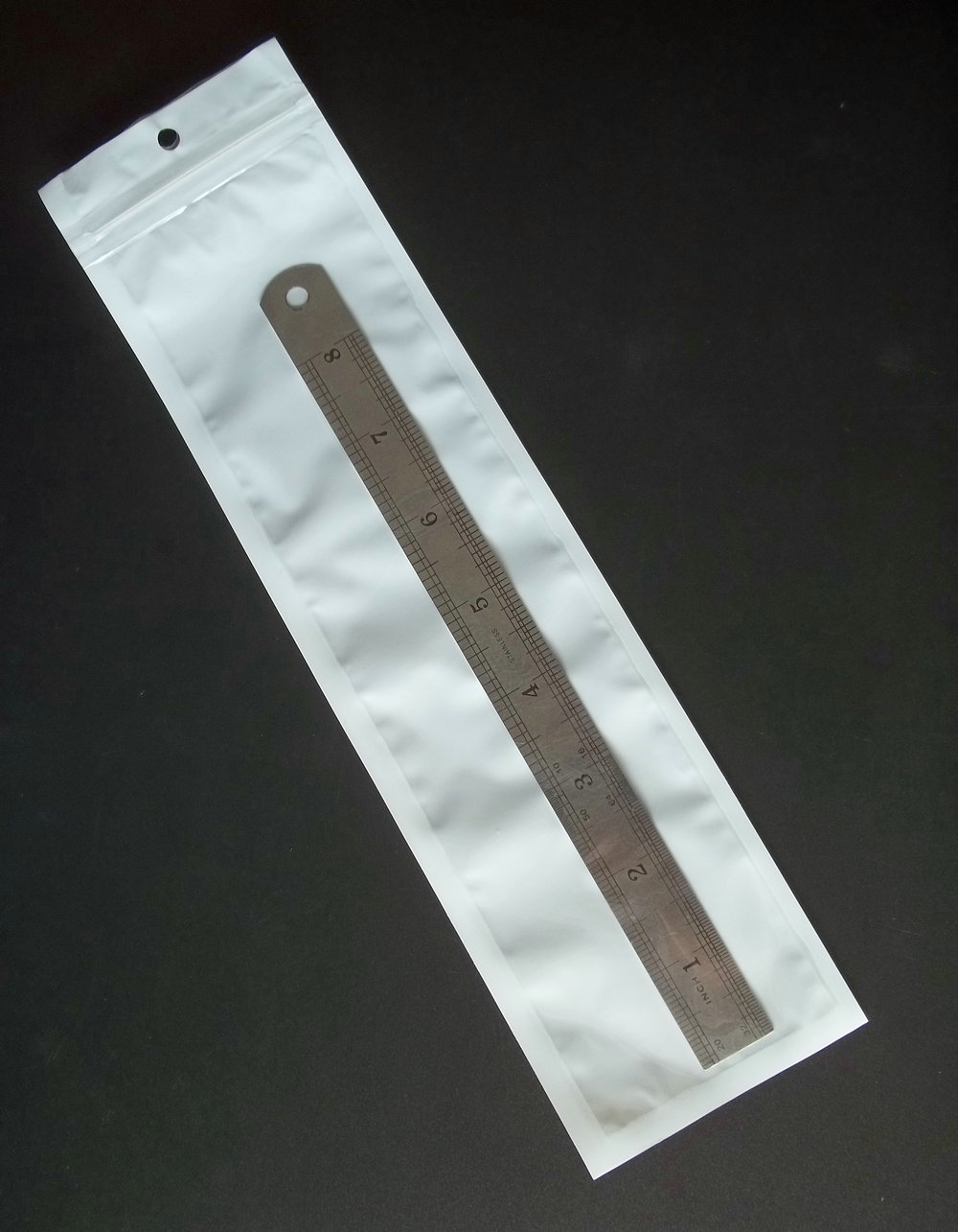 100pcs/lot 7.5*29cm White Clear Plastic Zipper Self Seal Retail Packaging Bag, Ziplock Hang Hole necklace Storage Package Bags
100pcs/lot 7.5*29cm White Clear Plastic Zipper Self Seal Retail Packaging Bag, Ziplock Hang Hole necklace Storage Package Bags