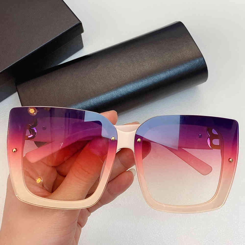 BB0125 Retro Rimless Girls Shades For Womens Sunglasses Brand Designer 2020 Woman Sunglases Baroque Sun Glass Mirrors Vintage Summer Glasses
BB0125 Retro Rimless Girls Shades For Womens Sunglasses Brand Designer 2020 Woman Sunglases Baroque Sun Glass Mirrors Vintage Summer Glasses