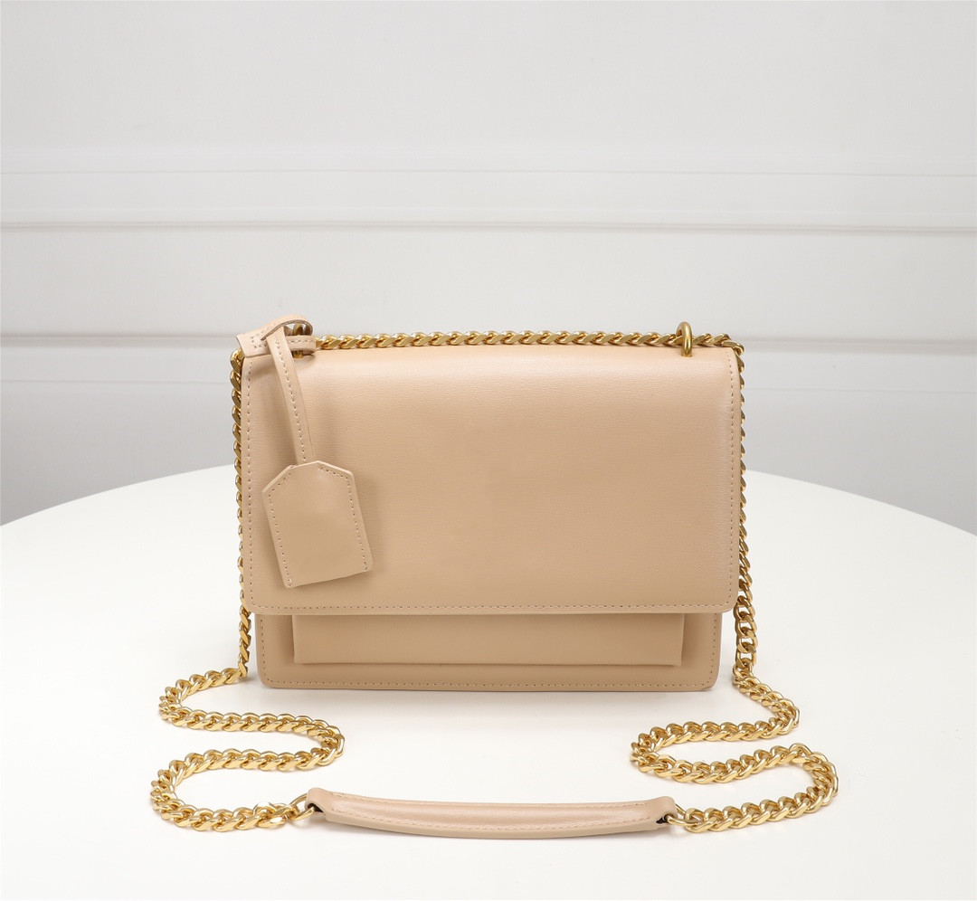 2020 Top quality New Women's tote leather Clutch Bags Luxury Women's Shoulder Bag Crossbody Bags Handbag, Original box
2020 Top quality New Women's tote leather Clutch Bags Luxury Women's Shoulder Bag Crossbody Bags Handbag, Original box