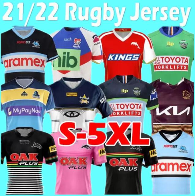 21/22 STLE KNIGHTS 2021 2022 Rugby Jerseys Penrith Panthers Indigenous Australia Brisbane Broncos NRL League GOLD COAST TITANS Home Away S-5XL, Black;gray
21/22 STLE KNIGHTS 2021 2022 Rugby Jerseys Penrith Panthers Indigenous Australia Brisbane Broncos NRL League GOLD COAST TITANS Home Away S-5XL, Black;gray