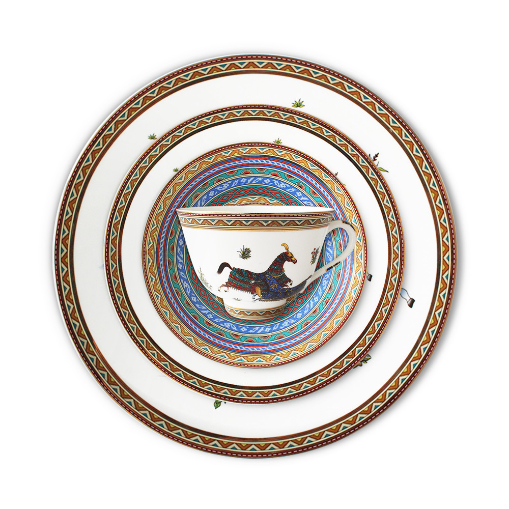 hot sale wholeset coffee plate and cup sets horse pattern over glazed bone china made Germany real gold rim
hot sale wholeset coffee plate and cup sets horse pattern over glazed bone china made Germany real gold rim