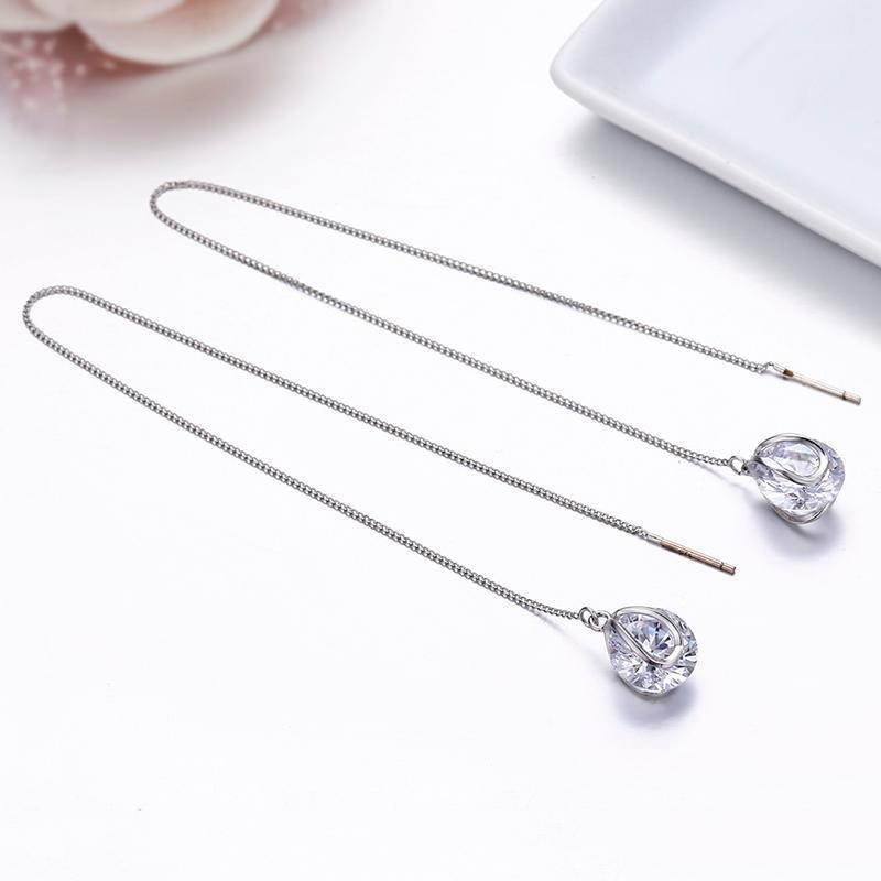 Round CZ Zircon Link White Gold Color Drop Dangle Through Chain Long Earrings For Women Girls Jewelry Aros Aretes orecchini1
Round CZ Zircon Link White Gold Color Drop Dangle Through Chain Long Earrings For Women Girls Jewelry Aros Aretes orecchini1