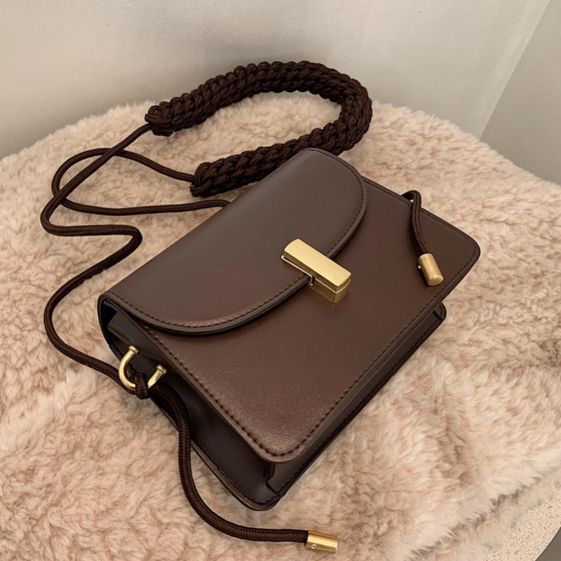 2021Autumn and Winter New Trendy Wild Net Red Shoulder Bags fashion Luxury Handbags Women Bags Designer All-match Messenger bag, Beige 
2021Autumn and Winter New Trendy Wild Net Red Shoulder Bags fashion Luxury Handbags Women Bags Designer All-match Messenger bag, Beige