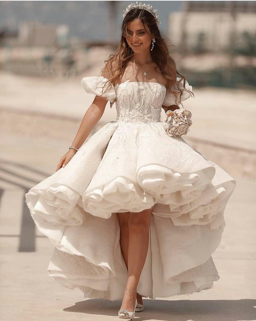 Princess A Line Wedding Dresses Tiered Ruffles Hi Lo Lace Bridal Gowns Plus Size Beach vestido de novia