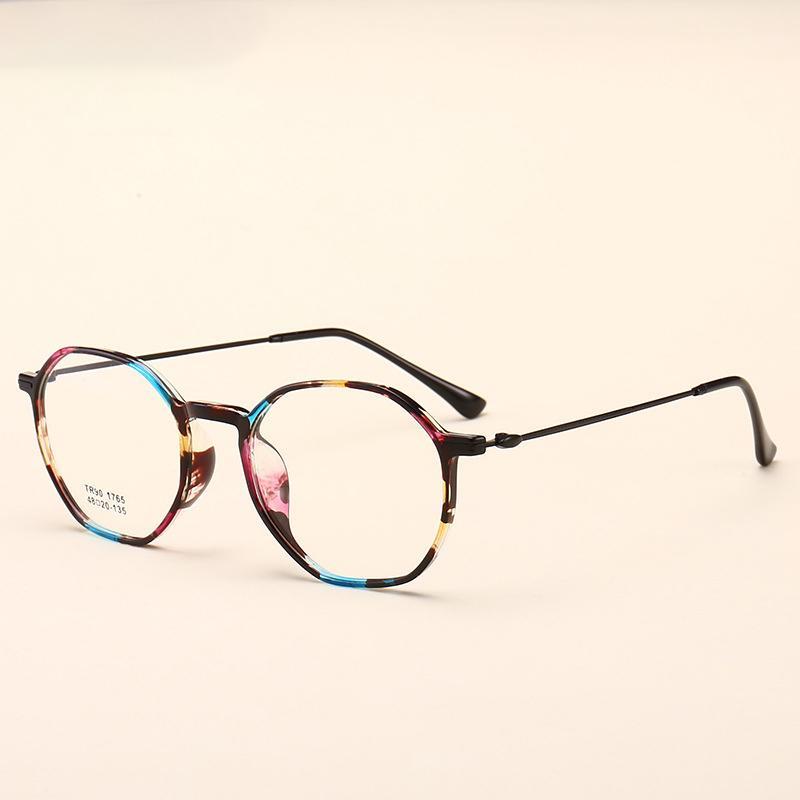 Fashion Sunglasses Women Men Colorblock Frame Vintage Retro Ladies Square Sun Glasses Female Color Lens UV400 Oculos1
Fashion Sunglasses Women Men Colorblock Frame Vintage Retro Ladies Square Sun Glasses Female Color Lens UV400 Oculos1