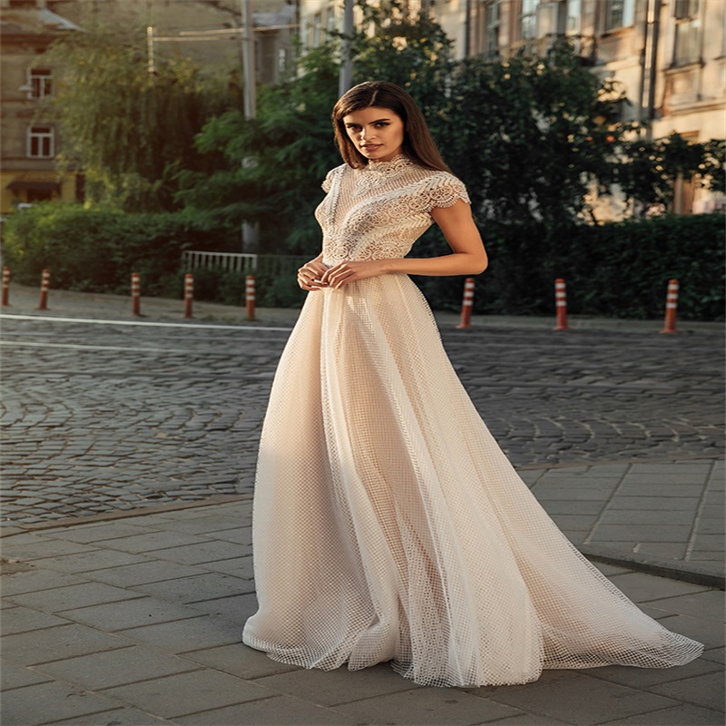 Gorgeous A Line Wedding Dresses Bohemian Custom Made Chic Lace Applique Boho Bridal Gowns Ruched Tulle Vestido De Novia