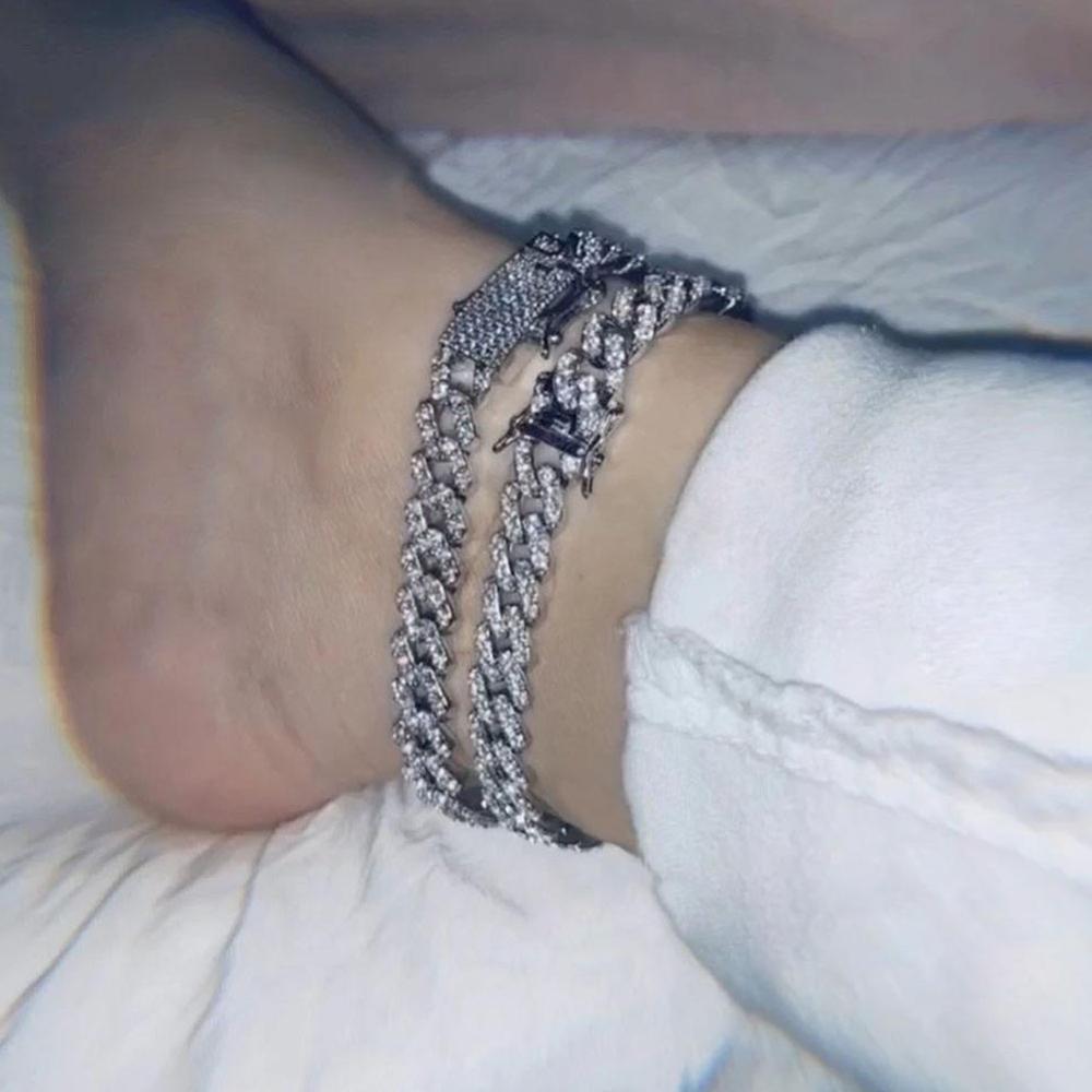 Silver Color Cuban Chain Anklet Iced Out Rapper Jewelry for Women Bling Cuban Crystal Chain Beach Charm Foot Anklet Jewelry LJ201007
Silver Color Cuban Chain Anklet Iced Out Rapper Jewelry for Women Bling Cuban Crystal Chain Beach Charm Foot Anklet Jewelry LJ201007