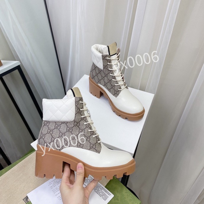 Classic Mens Womens boots Black 35-41 white Red Navy Vintage shoes platform Smooth Leather lace Boot winter ly211120, 01
Classic Mens Womens boots Black 35-41 white Red Navy Vintage shoes platform Smooth Leather lace Boot winter ly211120, 01