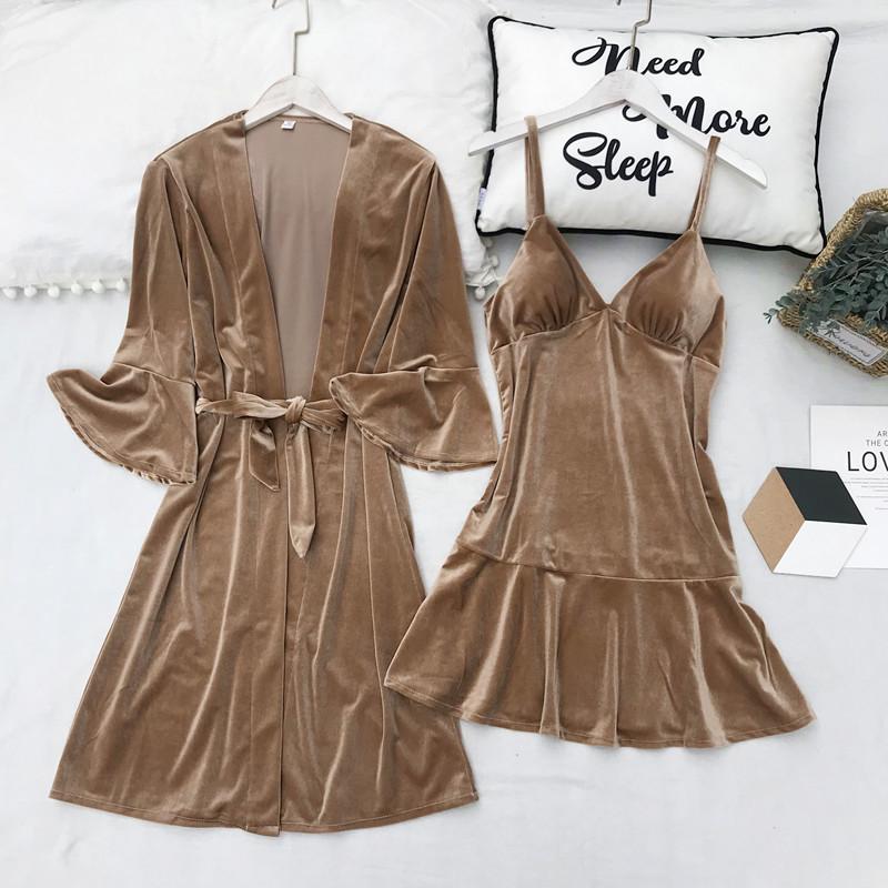 Fashion Women Winter Velour Ruffle Pajamas Set Velvet Robe Gown Set Autumn Sexy Lace Sling Women Sleepwear Pajamas Nightdress, Pink 2821
Fashion Women Winter Velour Ruffle Pajamas Set Velvet Robe Gown Set Autumn Sexy Lace Sling Women Sleepwear Pajamas Nightdress, Pink 2821