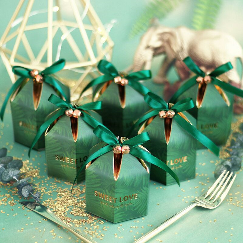 Green Candy Box With ribbon chocolate gift boxes souvenirs for guests wedding favors and gifts Birthday Baby Shower Favors boxes T200229
Green Candy Box With ribbon chocolate gift boxes souvenirs for guests wedding favors and gifts Birthday Baby Shower Favors boxes T200229