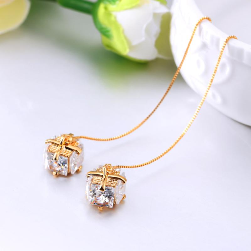 Dangle & Chandelier 2021 Elegant Rhinestone Crystal Pendant Long Pendientes Mujer Moda Fashion CZ Stone Statement Temperament Drop Earrings
Dangle & Chandelier 2021 Elegant Rhinestone Crystal Pendant Long Pendientes Mujer Moda Fashion CZ Stone Statement Temperament Drop Earrings