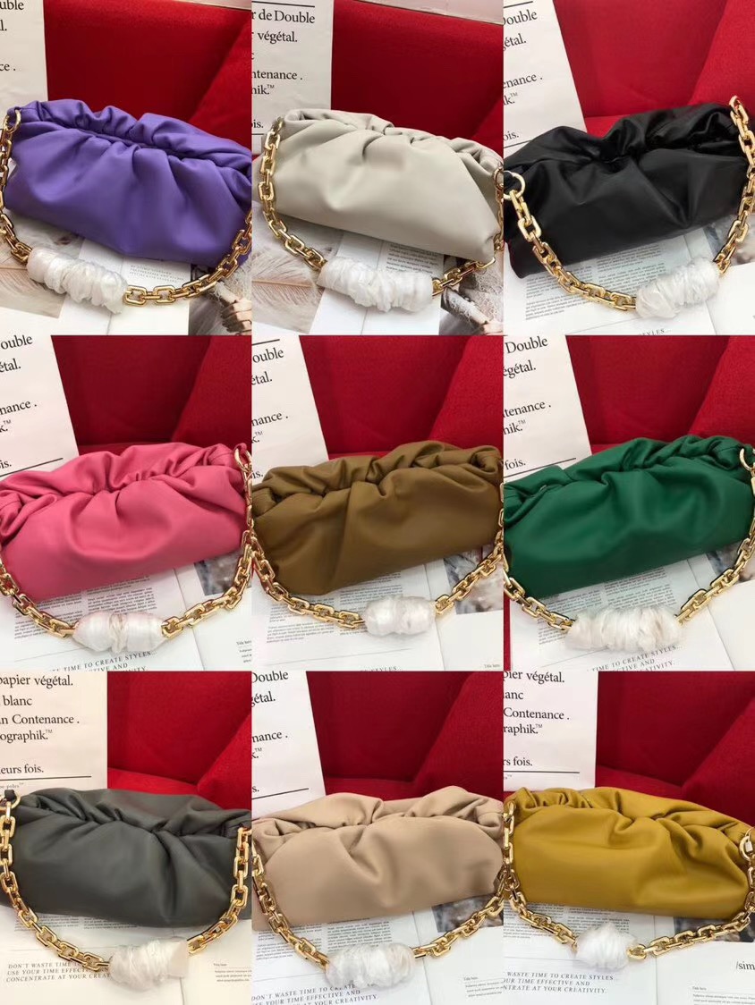 bags for women 2021 Tote luxury designer handbags purses Plain lady Handbag shoulder womens Knitting Cloud bag, Make up the difference
bags for women 2021 Tote luxury designer handbags purses Plain lady Handbag shoulder womens Knitting Cloud bag, Make up the difference