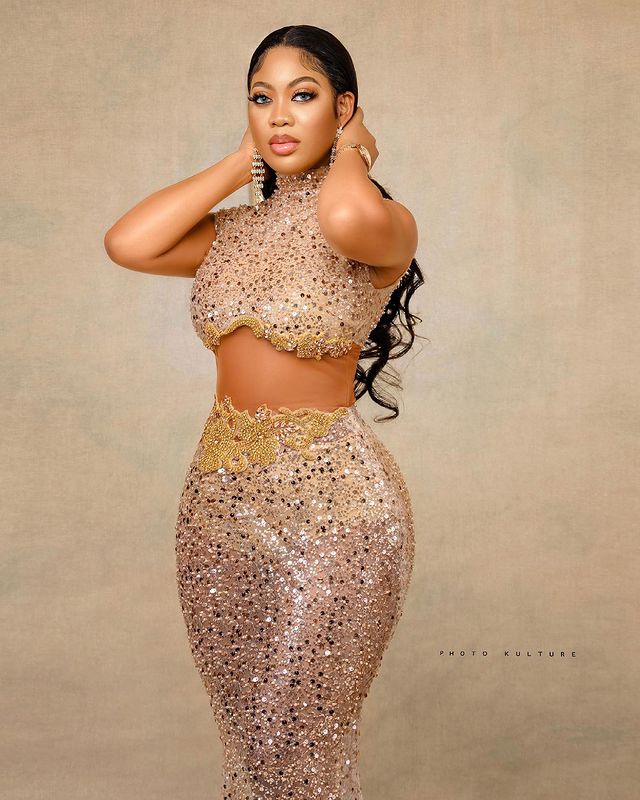 2022 Plus Size Arabic Aso Ebi Gold Mermaid Sexy Prom Dresses Beaded Crystals Sparkly Evening Formal Party Second Reception Birthday Engagement Gowns D