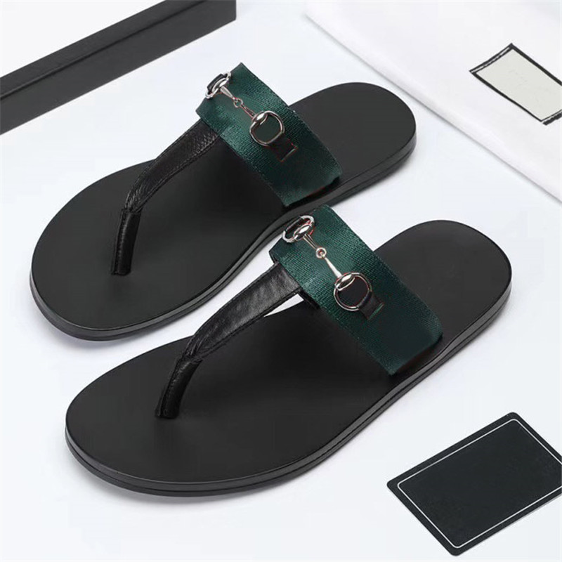 2021 Summers Black Soft Leather Sandals Mules Bees Slide Slippery Flat Chain Sandals Wide T-bar Casual Outdoor Beach Slip Sandals With Box
2021 Summers Black Soft Leather Sandals Mules Bees Slide Slippery Flat Chain Sandals Wide T-bar Casual Outdoor Beach Slip Sandals With Box