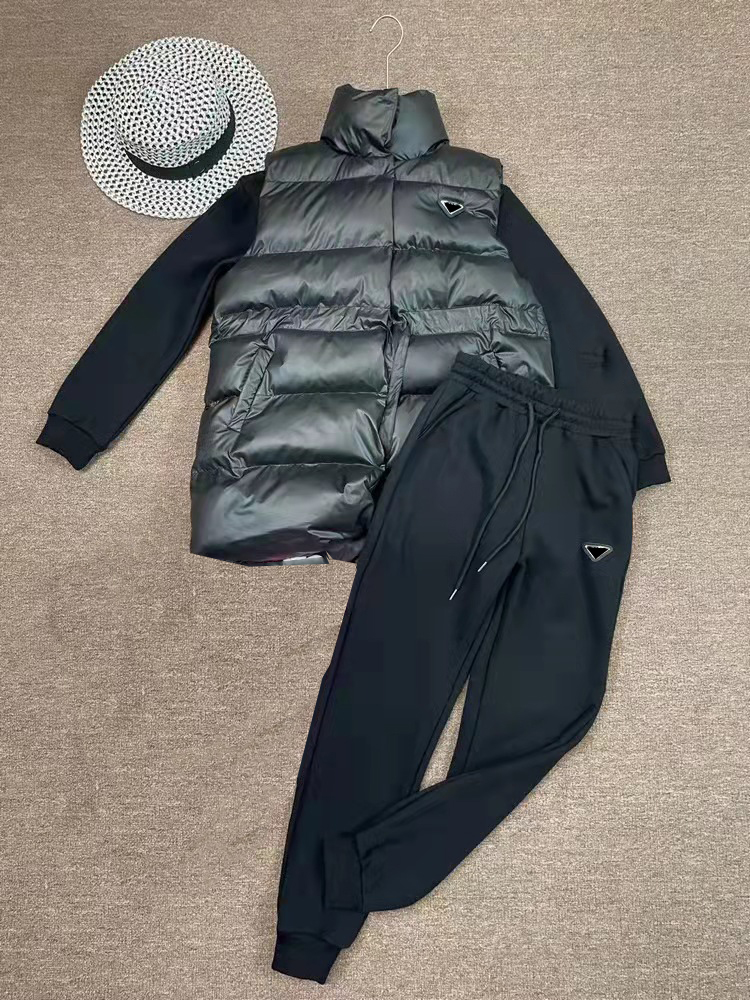 Women' Down & Parkas Jacket Tracksuit Jacket Hoodies Pants Sets Winter Outwears With Letters Budge Three Colors Coats Downs, Black
Women' Down & Parkas Jacket Tracksuit Jacket Hoodies Pants Sets Winter Outwears With Letters Budge Three Colors Coats Downs, Black