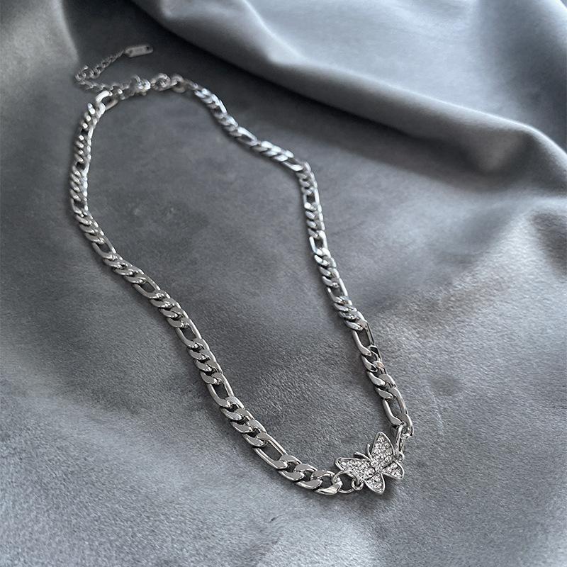Chokers Vsnow Temperament Silver Color Butterfly Chunky Curb Chain Choker Necklace For Women Delicate Bling Rhinestone Jewelry
Chokers Vsnow Temperament Silver Color Butterfly Chunky Curb Chain Choker Necklace For Women Delicate Bling Rhinestone Jewelry
