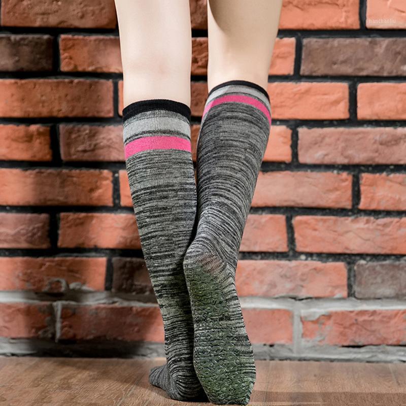 USHINE quality professional point silicone socks women long tube socks non-slip sports cotton Pilates warm1, Caolv
USHINE quality professional point silicone socks women long tube socks non-slip sports cotton Pilates warm1, Caolv
