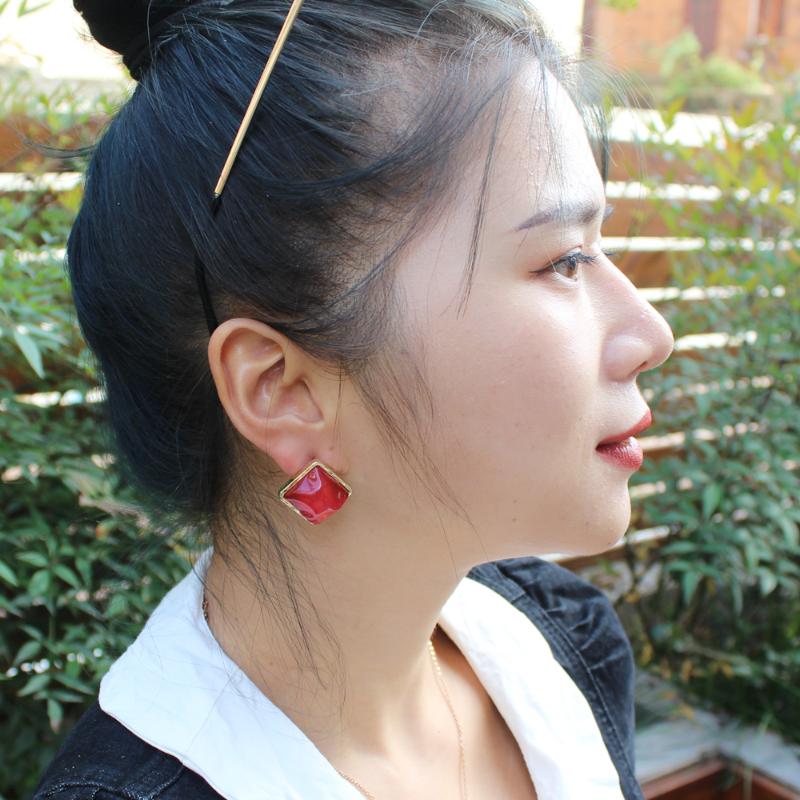 Red Korean Square Stud Earrings for Women Geometric Statement Minimalism Romantic Earring Fashion Party Wedding Jewelry Gifts
Red Korean Square Stud Earrings for Women Geometric Statement Minimalism Romantic Earring Fashion Party Wedding Jewelry Gifts