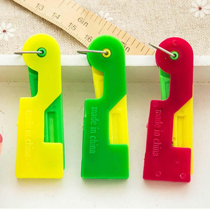 Newly Automatic Threader Easy Sewing Needle Device For Elderly Housewife Use Thread Guide Tool T
Newly Automatic Threader Easy Sewing Needle Device For Elderly Housewife Use Thread Guide Tool T
