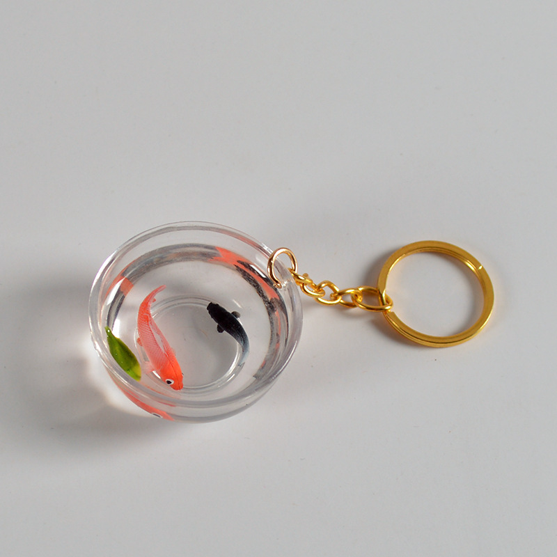 New Creative Lucky Koi Keychain Funny Fish Tank Goldfish Bag Pendant Fashion Ornaments for Friends Tourist Memorial Jewelry Gift