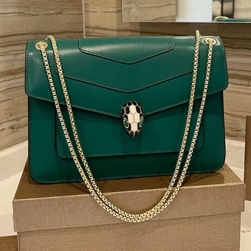Fashion Chain Handbag Snake Diamond Hasp Crossbody Bag Cowhide Leather Shoulder Bag Lady Flap Clutch Messenger Bags High Quality Hand Bag
Fashion Chain Handbag Snake Diamond Hasp Crossbody Bag Cowhide Leather Shoulder Bag Lady Flap Clutch Messenger Bags High Quality Hand Bag
