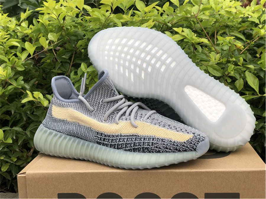 Hottest 2021 Originals Ashblu GY7657 Ashpea GY7658 Outdoor Shoes Man Women Kanye West Grey Coffee Authentic Sneakers With Original Box
Hottest 2021 Originals Ashblu GY7657 Ashpea GY7658 Outdoor Shoes Man Women Kanye West Grey Coffee Authentic Sneakers With Original Box