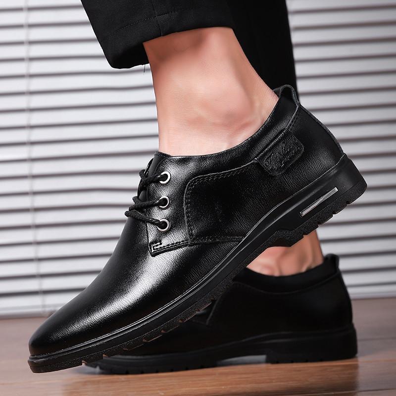 Fashion Men Suit Shoes Business Casual Leather Shoes For Men Comfortable Elegant Official Sapatos Masculino Social, Black
Fashion Men Suit Shoes Business Casual Leather Shoes For Men Comfortable Elegant Official Sapatos Masculino Social, Black