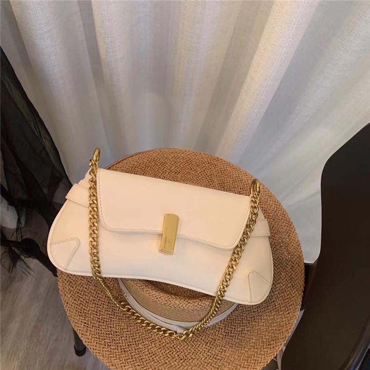 2021 New Simple Ladies Hand Bags Shoulder Messenger Bag Fashion Retro Small Square Bag, Black
2021 New Simple Ladies Hand Bags Shoulder Messenger Bag Fashion Retro Small Square Bag, Black