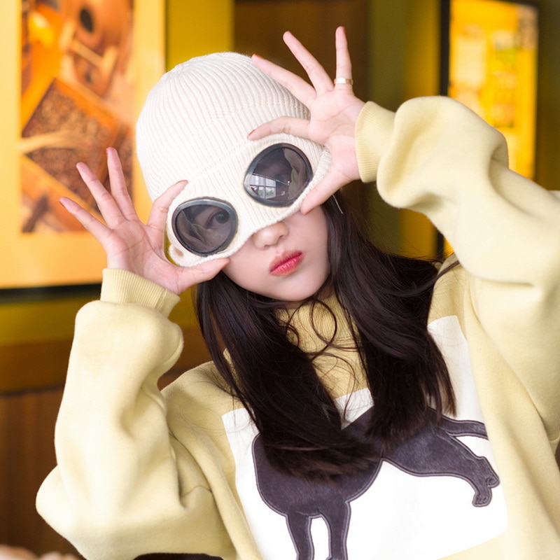 Winter Warm Knit Hats 2021 New Fashion Unisex Adult Windproof Ski Caps with Removable Glasses Thicken Sports Multi-function Caps