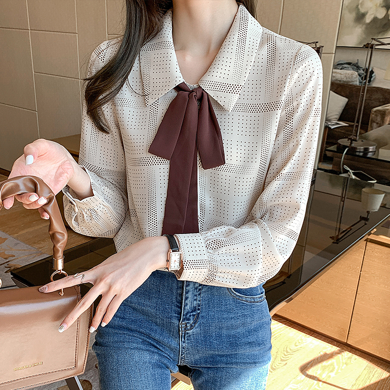 2021 New Elegant Chiffon Shirt of Women Little Polka Dots Long Female Lady From the Vintage Hongkong-style Office Blouse Spring M3VY, Apricot
2021 New Elegant Chiffon Shirt of Women Little Polka Dots Long Female Lady From the Vintage Hongkong-style Office Blouse Spring M3VY, Apricot
