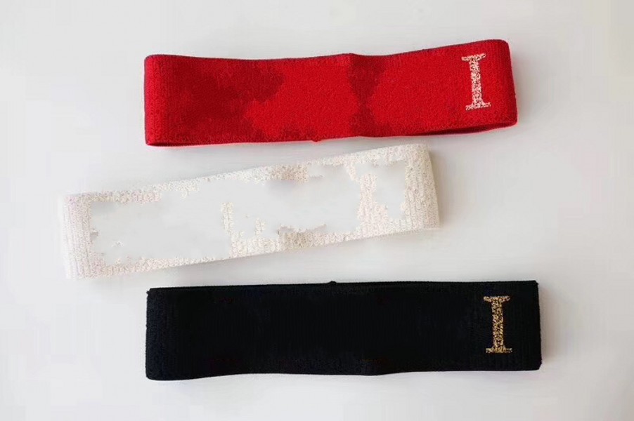2020 Hot Brand Women Headband Scarf Fashion Elastic Headbands Hair Bands Headwraps for Men and Women Classic Designes Best Quality
2020 Hot Brand Women Headband Scarf Fashion Elastic Headbands Hair Bands Headwraps for Men and Women Classic Designes Best Quality