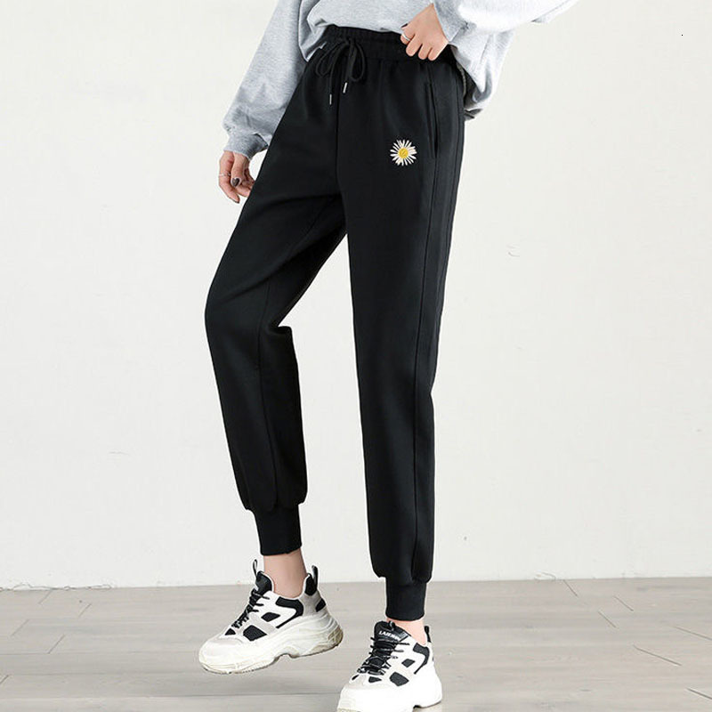 2021 New Fashion Elastic Sport Hare Female Floral Print Loose Jogging Pants 4KGK, Black
2021 New Fashion Elastic Sport Hare Female Floral Print Loose Jogging Pants 4KGK, Black