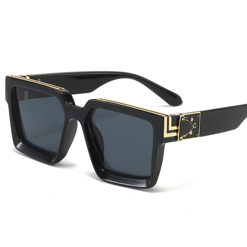 Square Millionaire Sunglasses Women Men Oversized Luxury Vintage Sunglasses Steampunk Rectangle Sun Glasses Quay Oculos De Sol Retro
Square Millionaire Sunglasses Women Men Oversized Luxury Vintage Sunglasses Steampunk Rectangle Sun Glasses Quay Oculos De Sol Retro