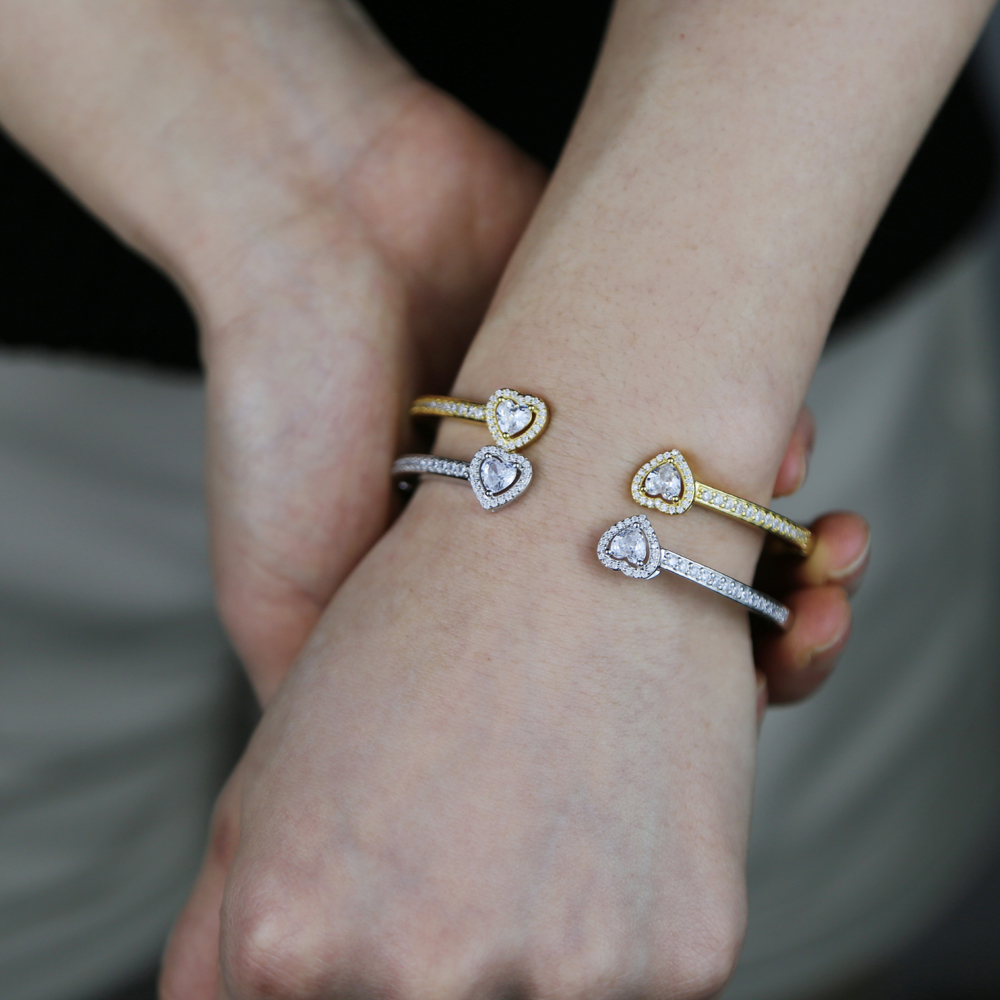 Wholesale Open Adjusted Size bracelet Drop Heart Arrow Cz Cubic Zirconia Paved Bling Fashion Lover Women Wedding Band Cuff Bangle Bracelets