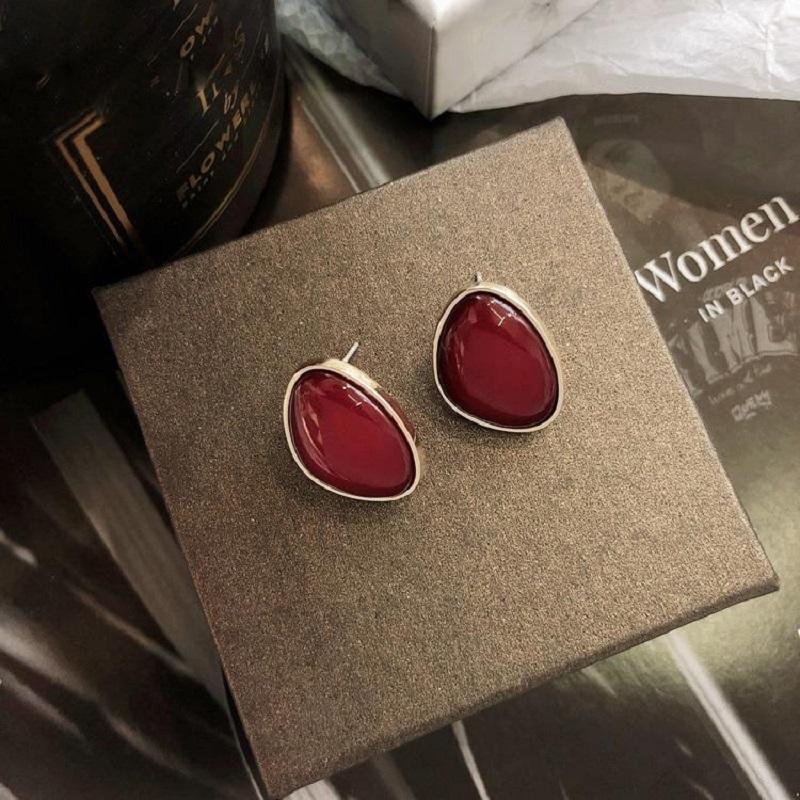 Stud S925 Tremble Red Gem Earrings Retro French Style Elegant 100 Fashion Trend Women
Stud S925 Tremble Red Gem Earrings Retro French Style Elegant 100 Fashion Trend Women