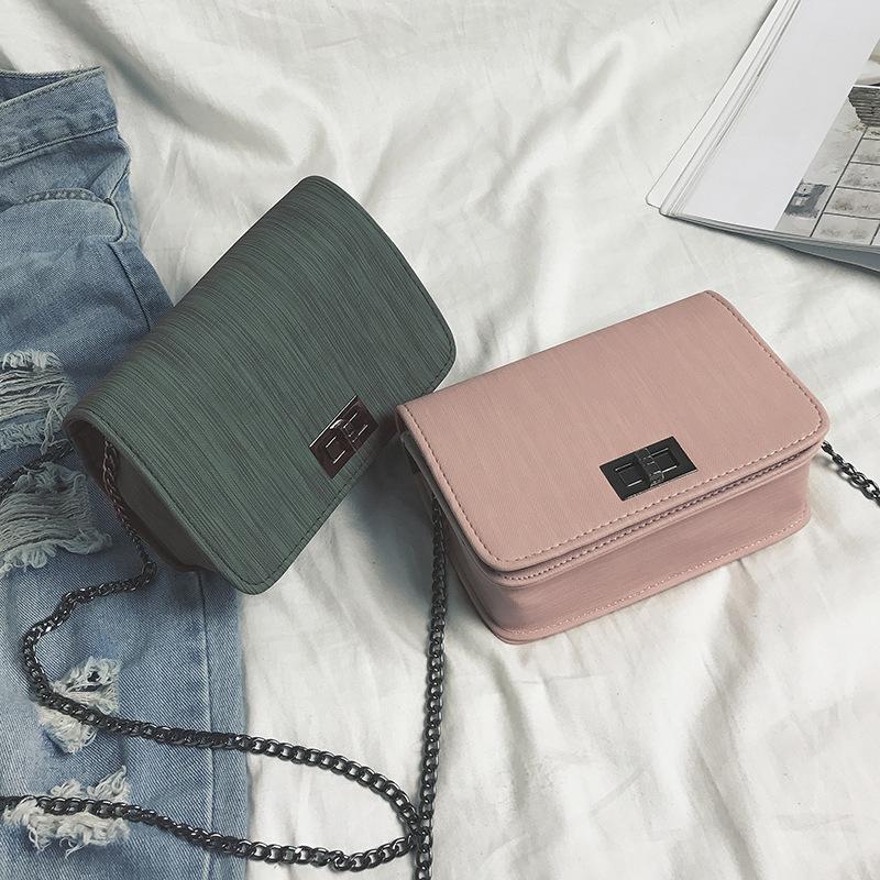 Women Bag Vintage Cloth Pattern Small Square Bag Simple Solid Color Single Shoulder Messenger Ladies Clutch Chain Phone Bags, Green
Women Bag Vintage Cloth Pattern Small Square Bag Simple Solid Color Single Shoulder Messenger Ladies Clutch Chain Phone Bags, Green