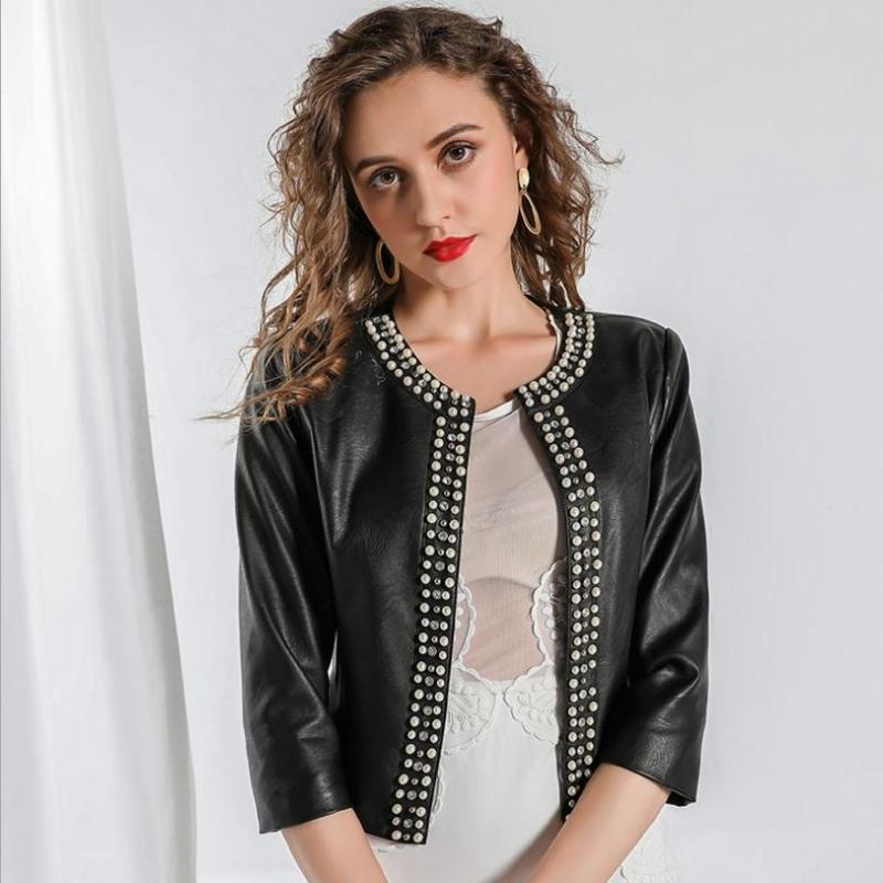 Autumn new women locomotive pu leather jacket tops short Beaded diamond leather coat female high-end casual slim outwear L1267, Black
Autumn new women locomotive pu leather jacket tops short Beaded diamond leather coat female high-end casual slim outwear L1267, Black