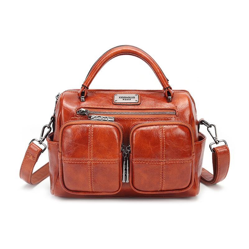 2021 Large Capacity Women Bags Shoulder Tote Bags New Women Messenger With Tassel Famous Designers Leather Handbags 31189, Black
2021 Large Capacity Women Bags Shoulder Tote Bags New Women Messenger With Tassel Famous Designers Leather Handbags 31189, Black
